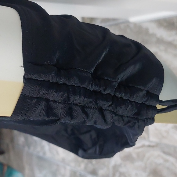 Modest Coverage Bikini - Picture 5 of 11